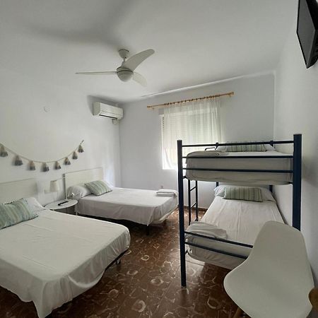 Hostal Beni Беникасим Экстерьер фото
