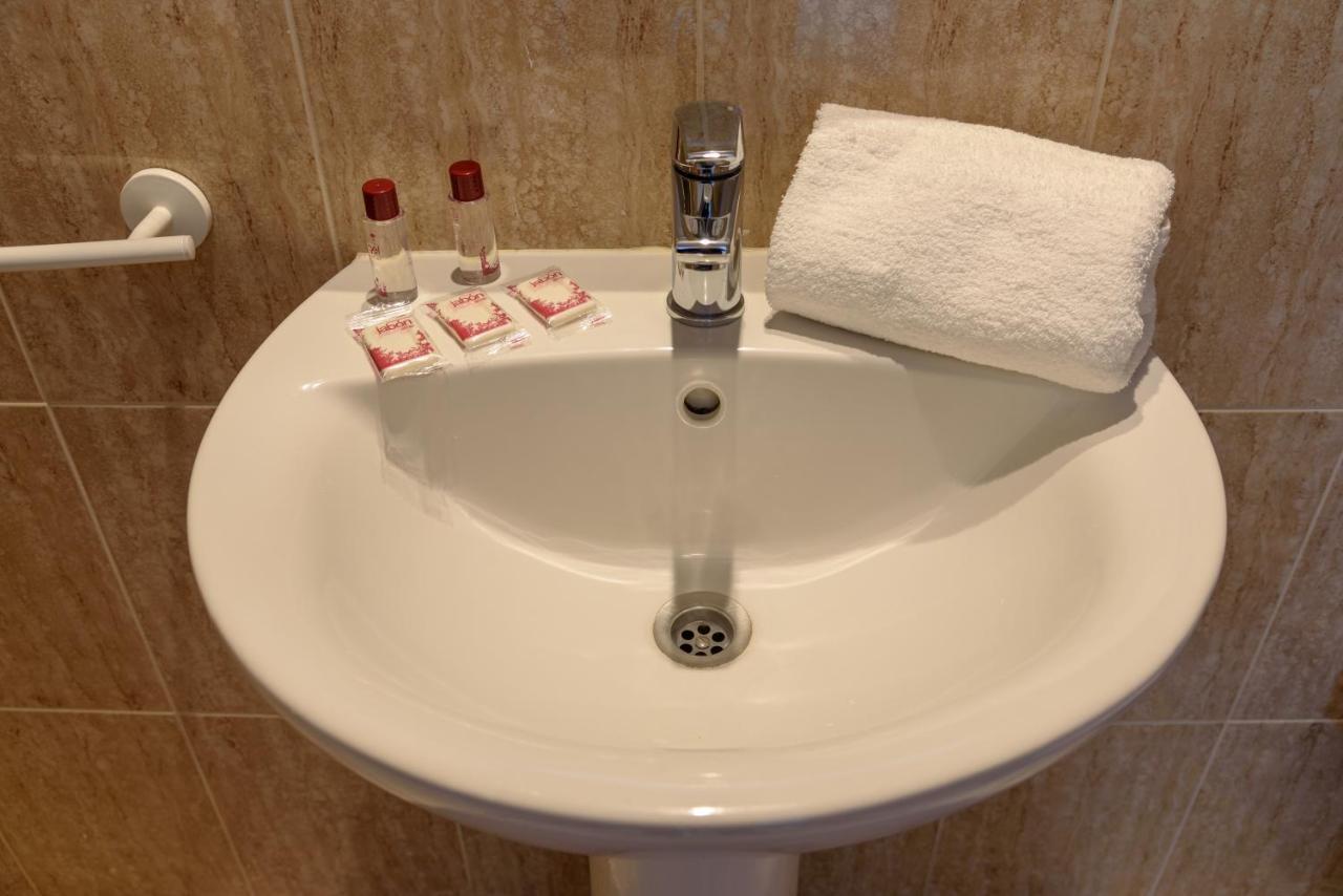 Hostal Beni Беникасим Экстерьер фото