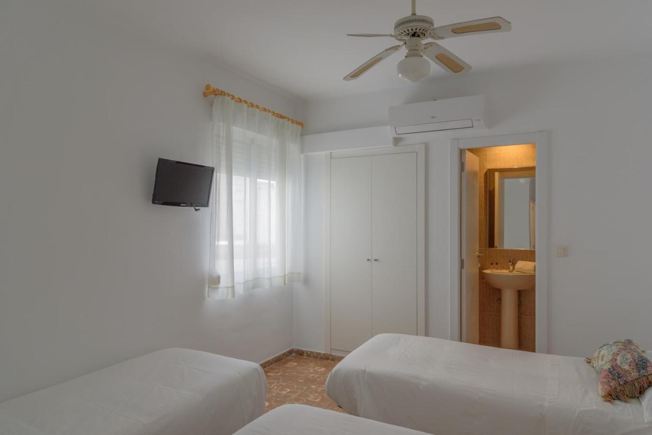 Hostal Beni Беникасим Экстерьер фото