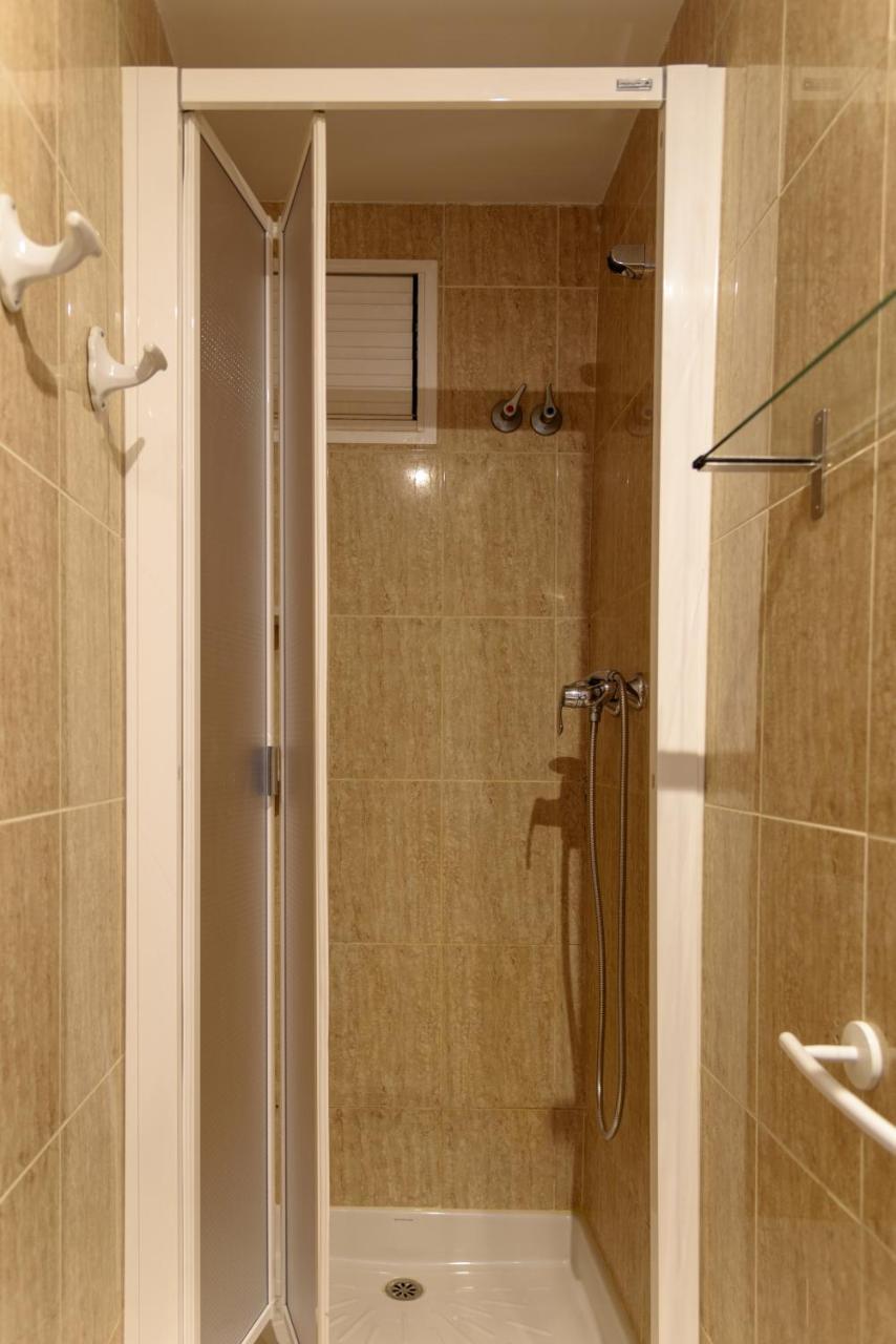 Hostal Beni Беникасим Экстерьер фото